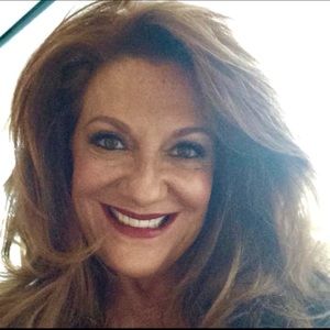 Meet your Posher, Joy